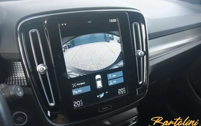 Volvo XC 40 cena 135900 przebieg: 60137, rok produkcji 2021 z Nowy Targ małe 232